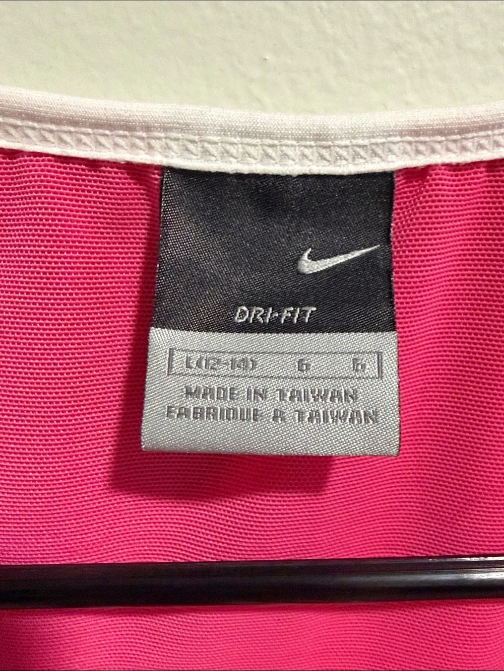 Vintage Nike Athletic Top Size L(12-14)